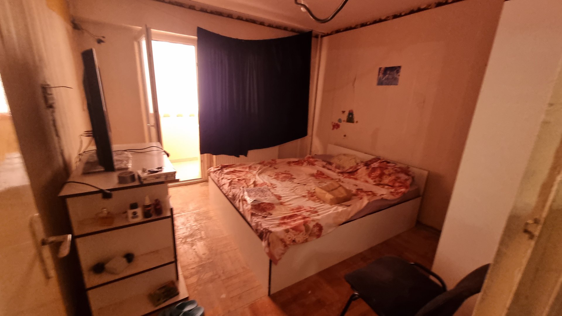 De vanzare-Apartament 3 camere,Vlaicu